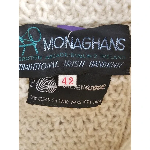 Monaghans Traditional Irish Wool Cardigan Womens Size Large 42 Heavy Cable Knit - Picture 3 of 7